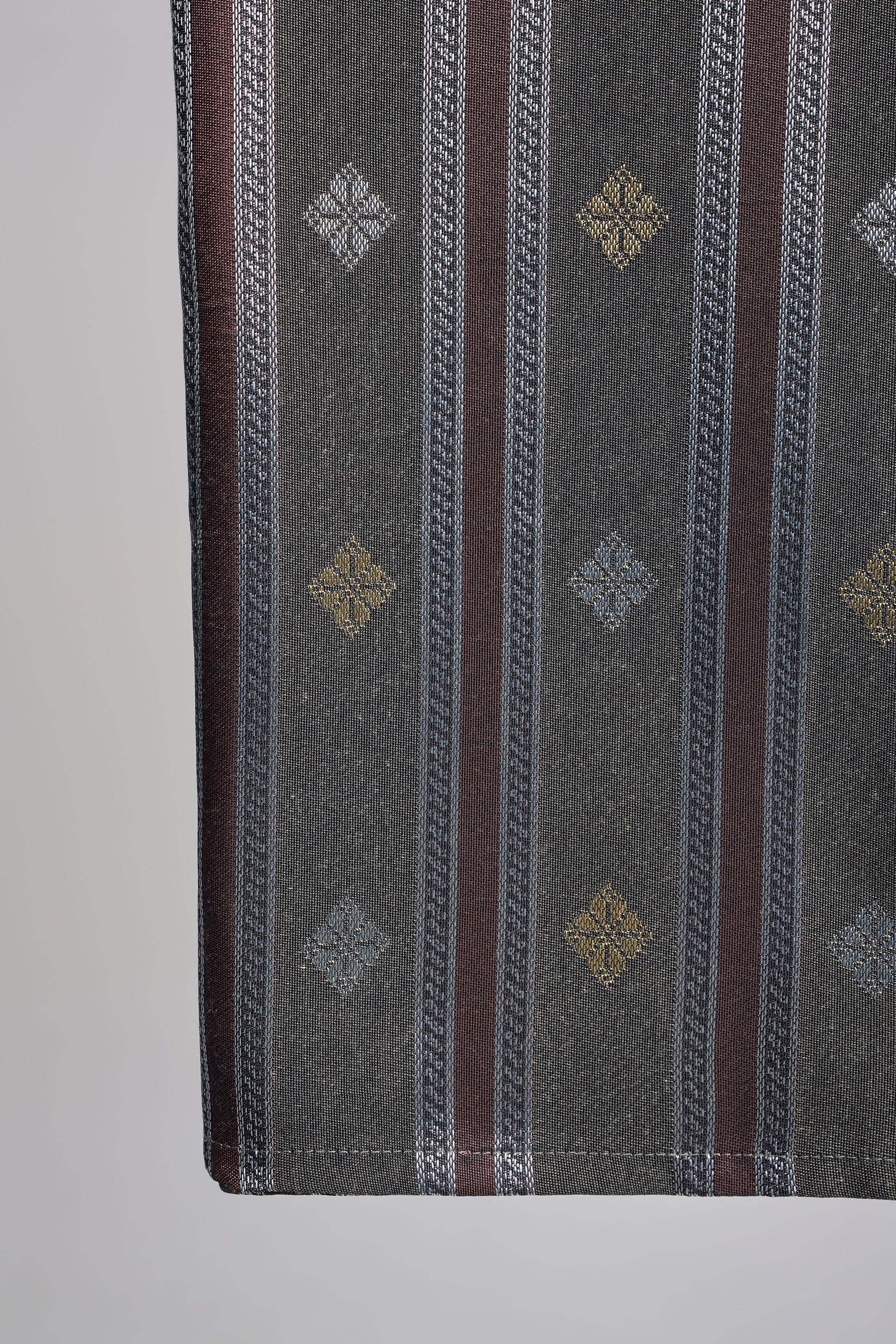 Samping Galur Kelopak - Hijau Coklat