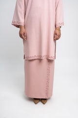 Setanjong Kurung Labuh - Pink