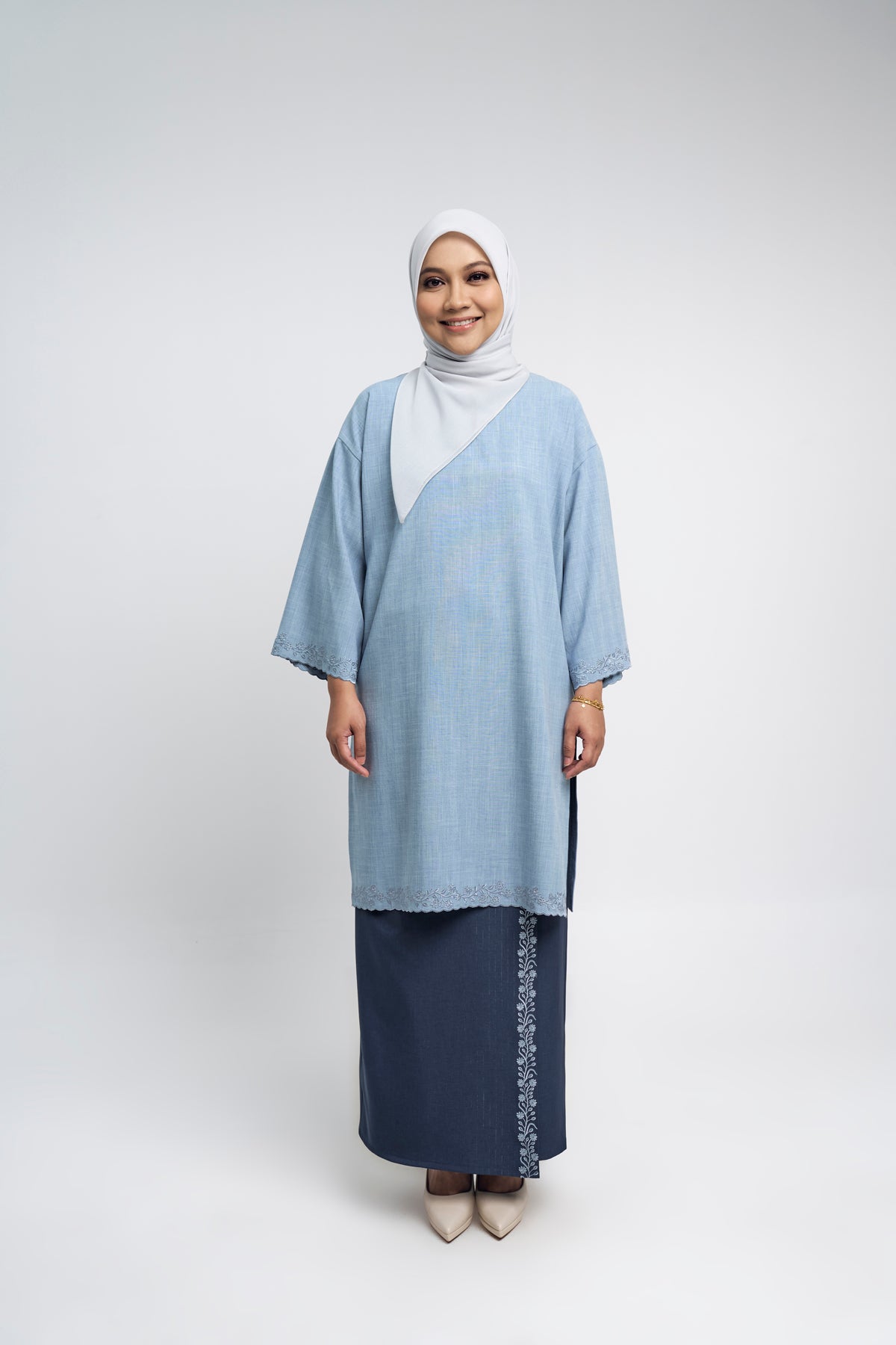 Setanjong Kurung Labuh  -  Blue