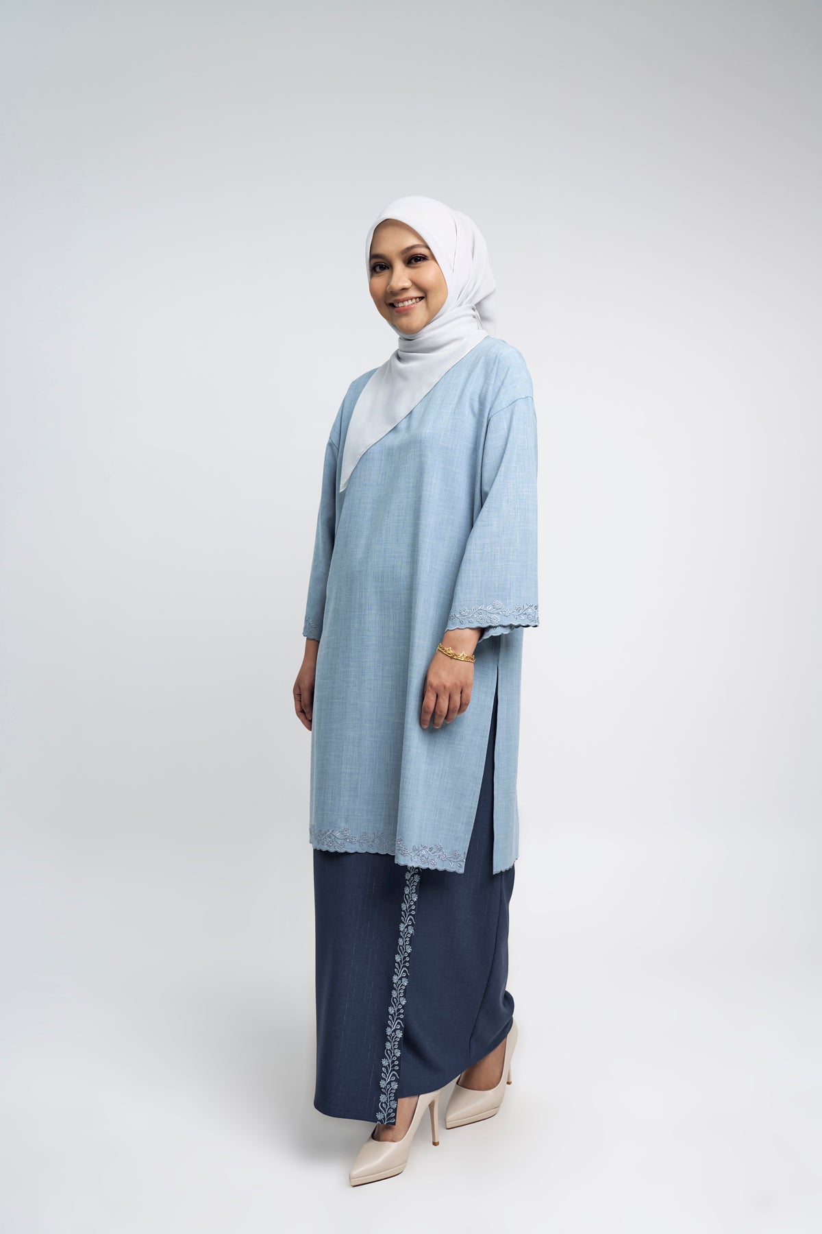 Setanjong Kurung Labuh  -  Blue