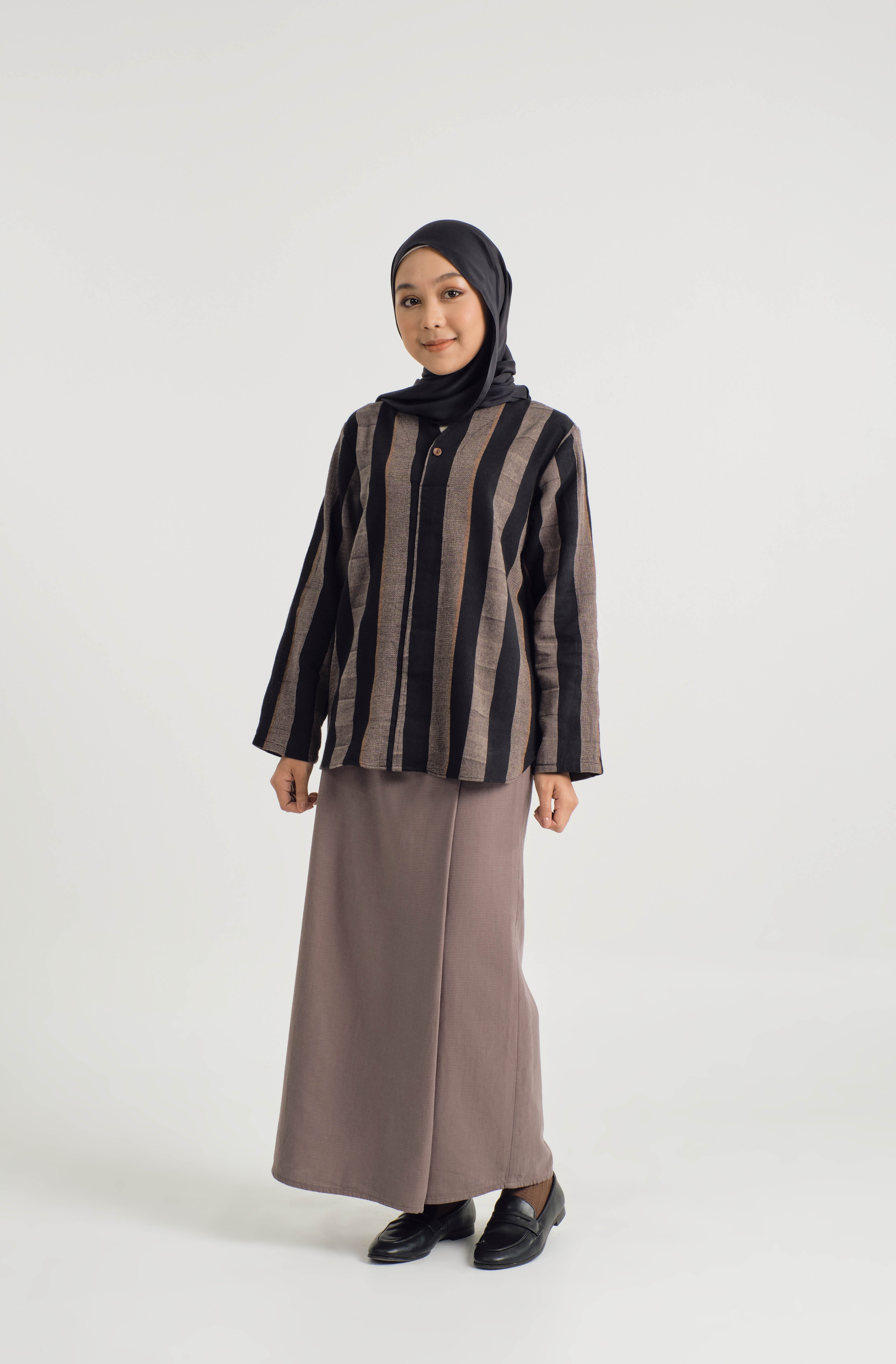 Mansoor Baju Kurung - Stripe Taupe Grey