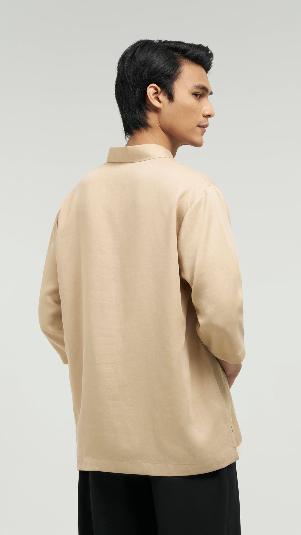 Tasor Loose Fit Open Collar Top - Brown