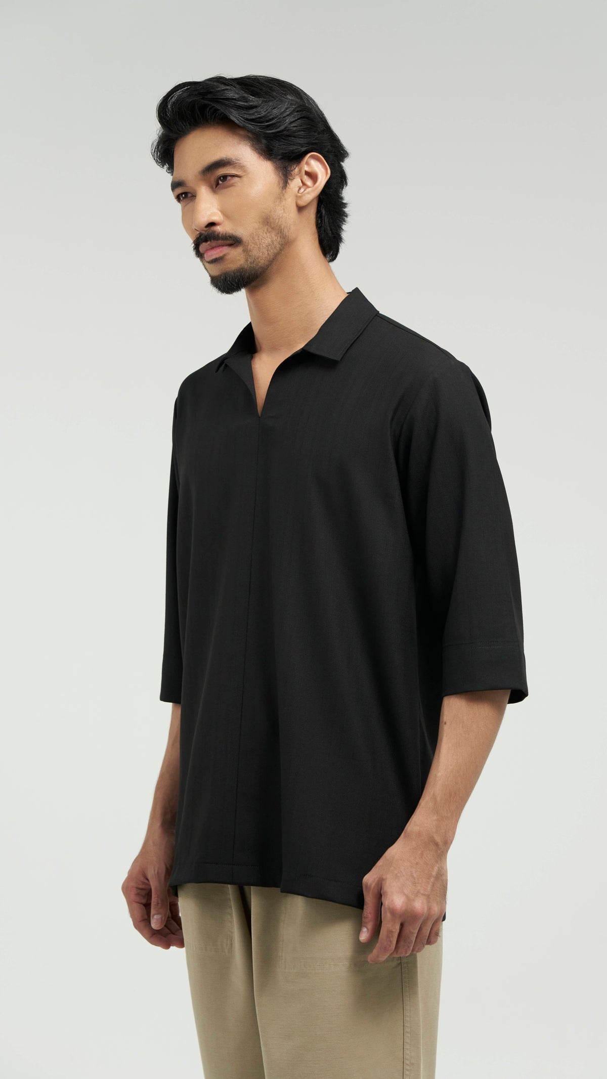 Tasor Modern Fit Collared Quarter Sleeve Top - Black