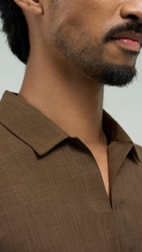 Tasor Modern Fit Collared Quarter Sleeve Top - Dark Brown
