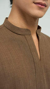Tasor Modern Fit Collared Top - Dark Brown