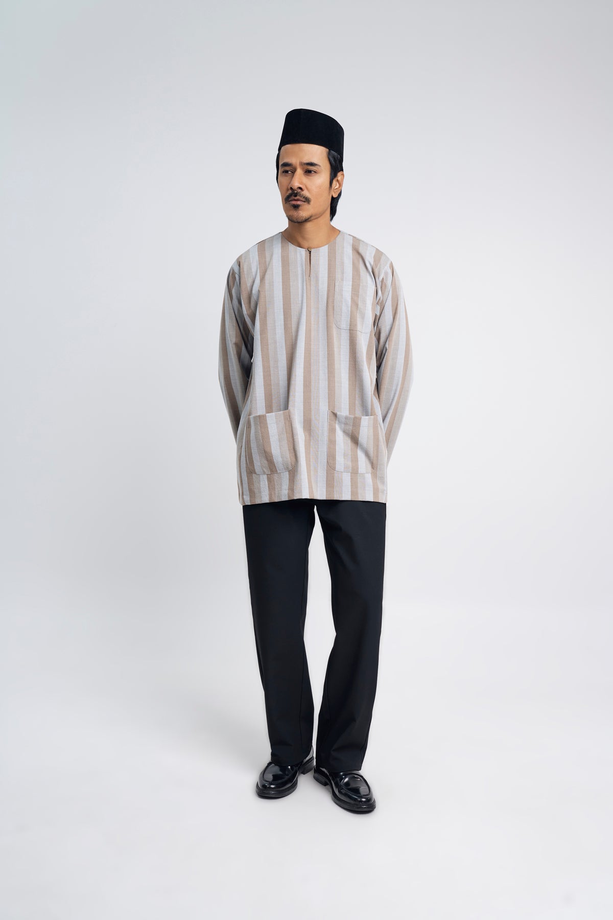 Artisan Tulang Belut Men Top - Ash Brown