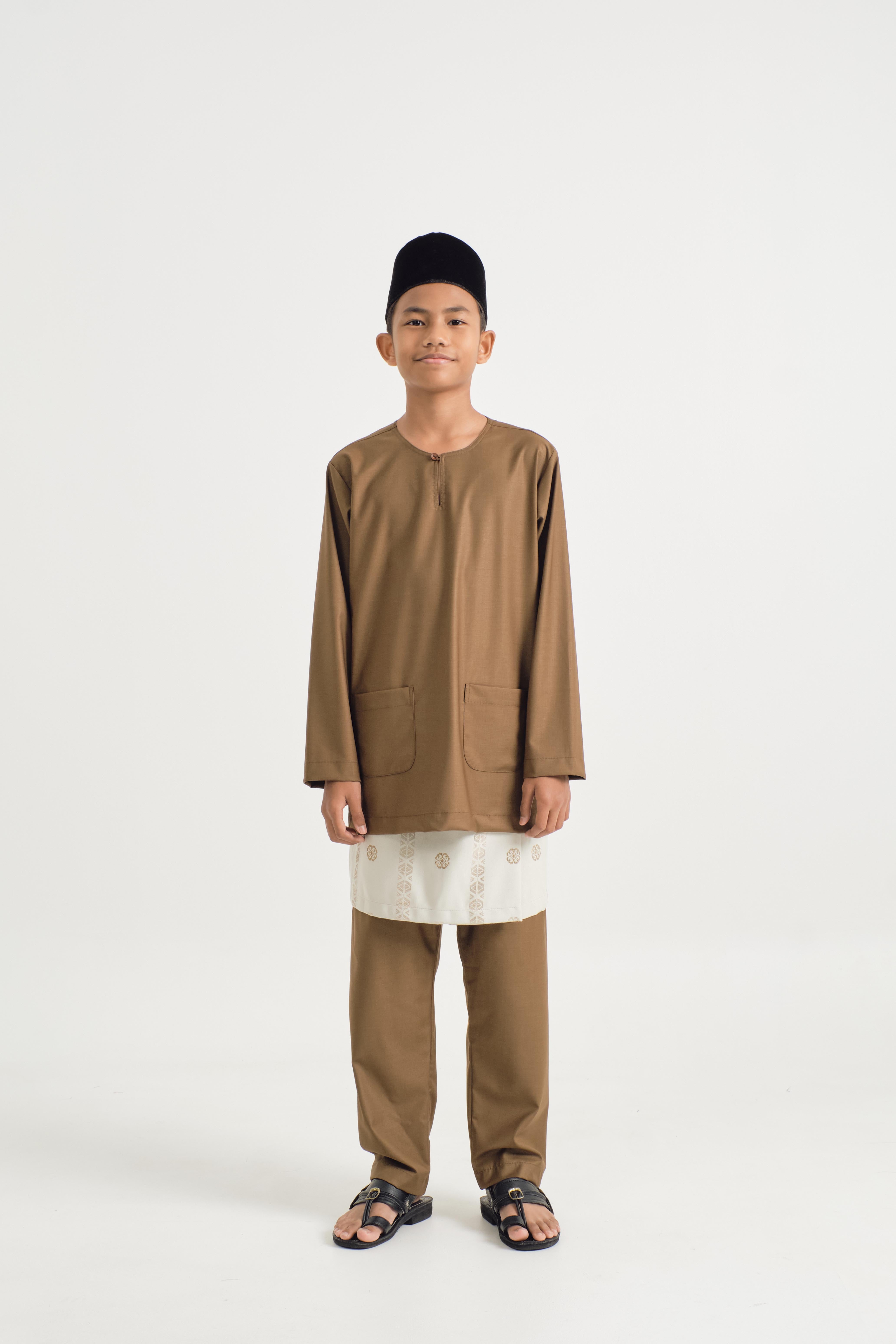 Patawali Boys Baju Melayu Teluk Belanga - Walnut