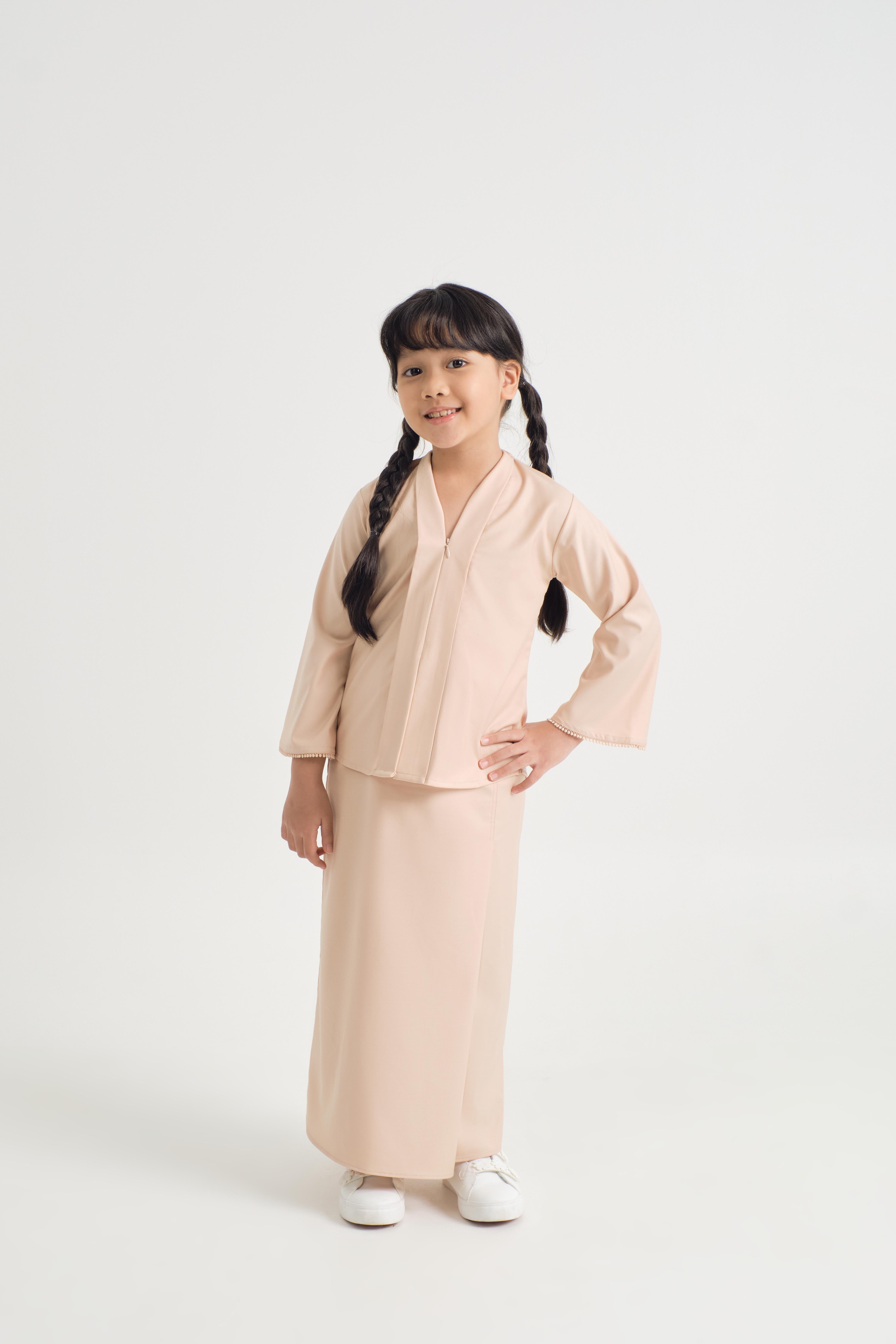 Patawali Girl Kebaya - Soft Peach