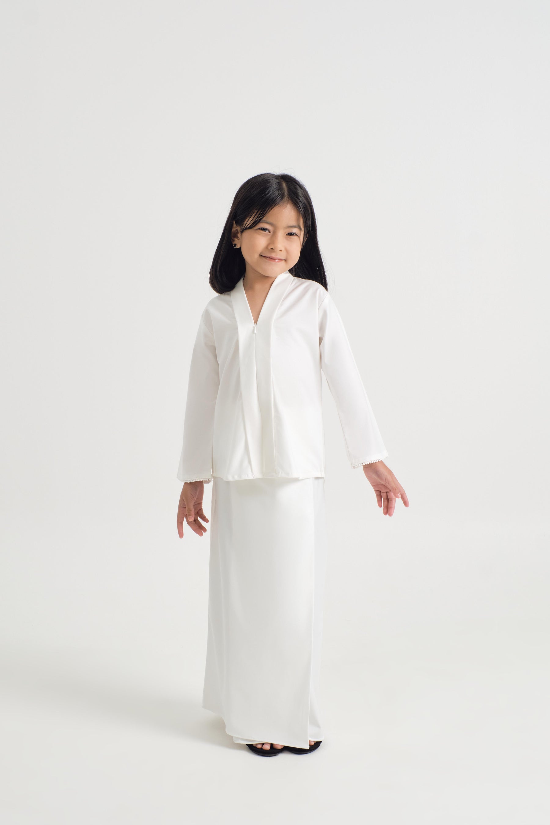 Patawali Girl  Kebaya - Antique White