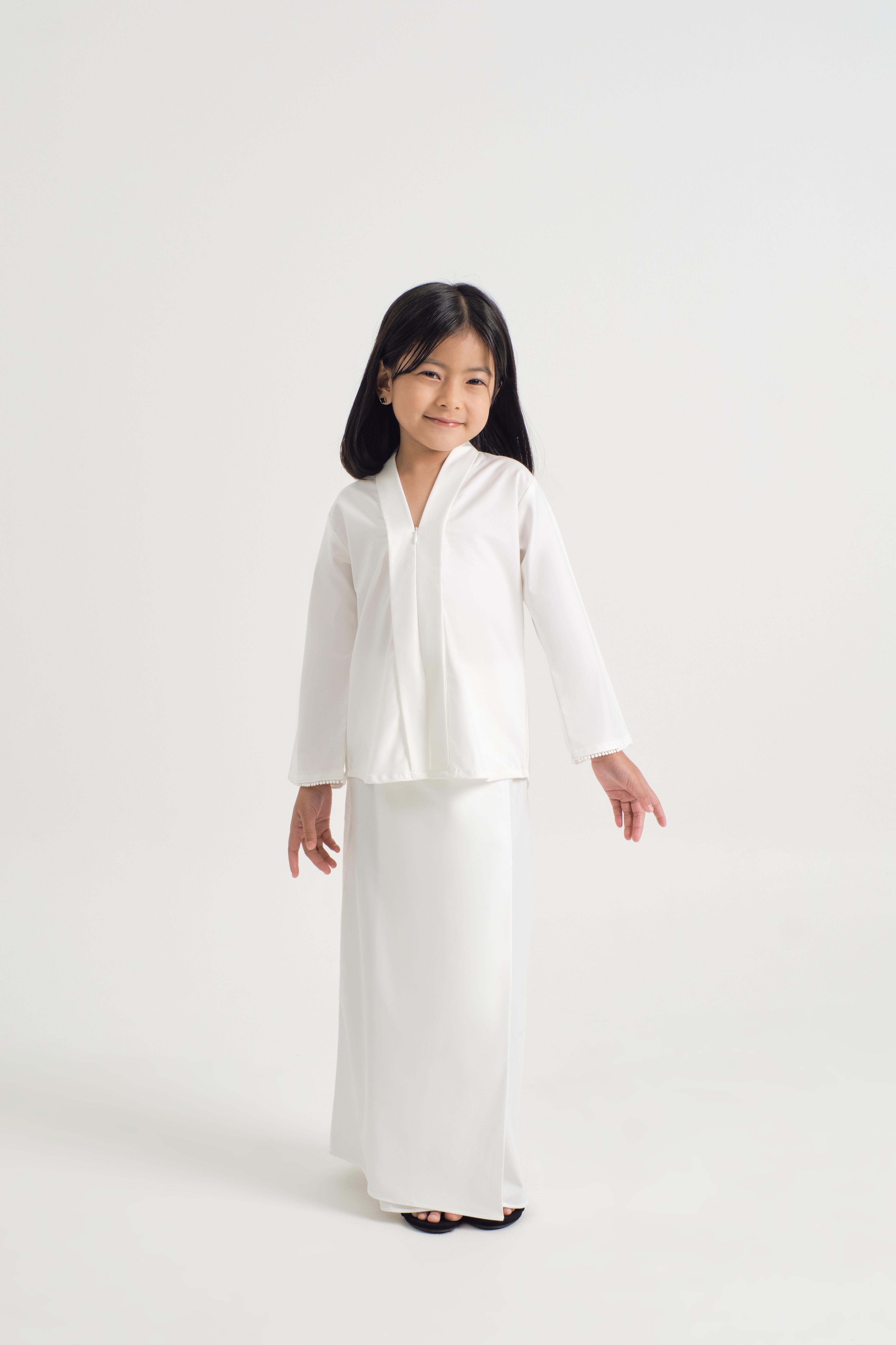 Patawali Girl Kebaya - Antique White