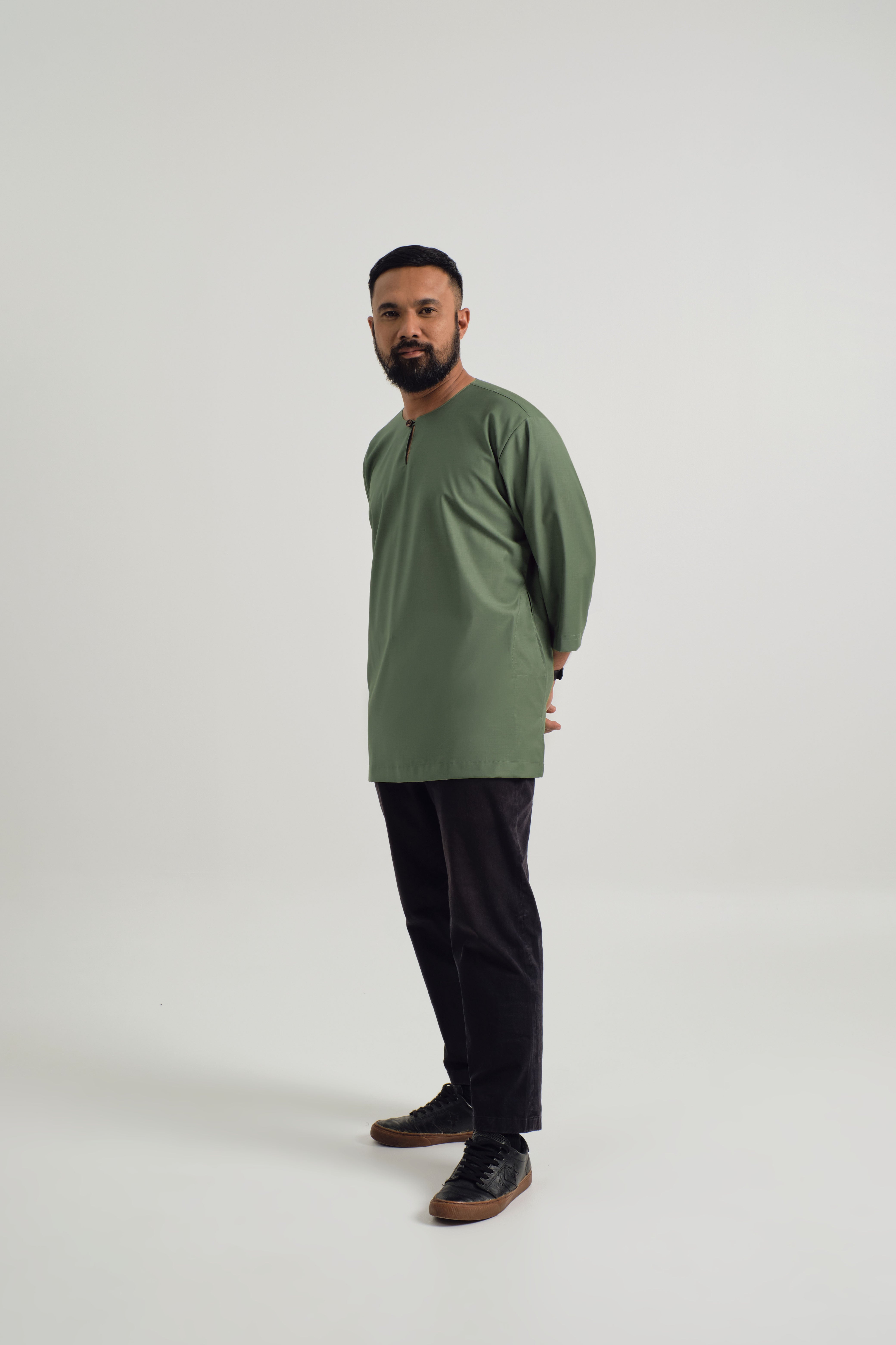 Patawali Three Quarter Sleeve Top - Pickle Green