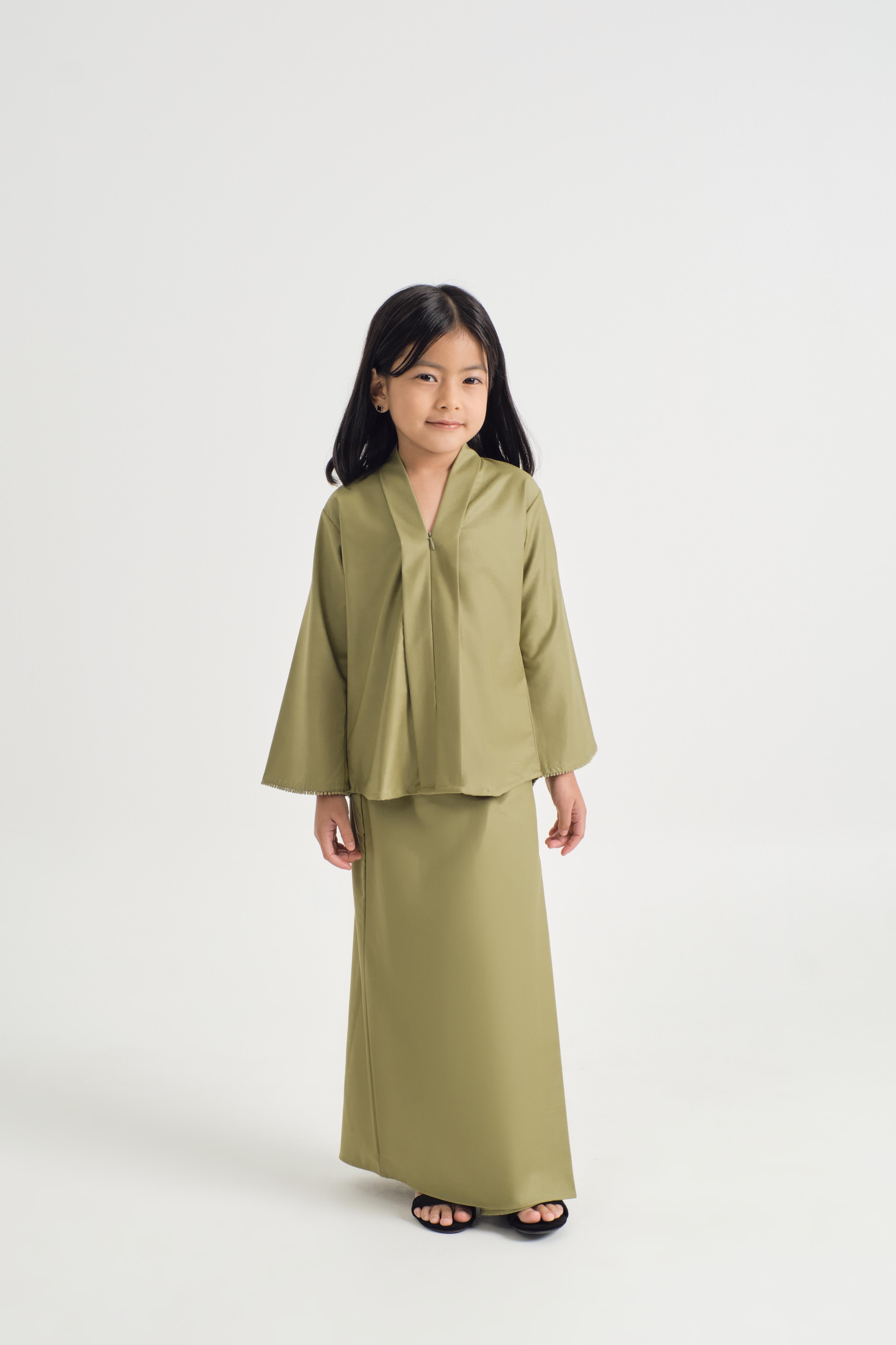 Patawali Girl Kebaya - Moss Green