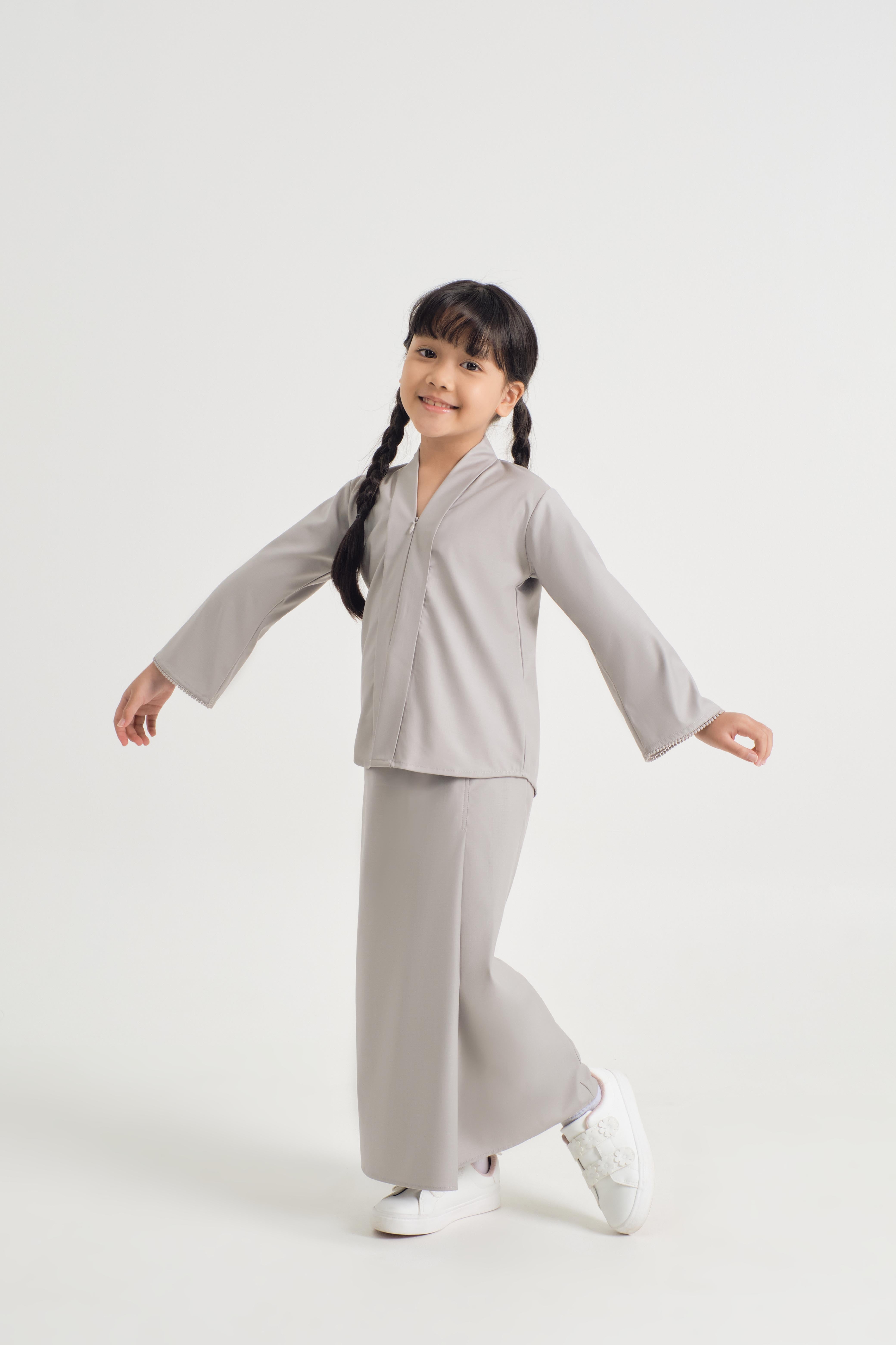 Patawali Girl Kebaya - Ash Grey