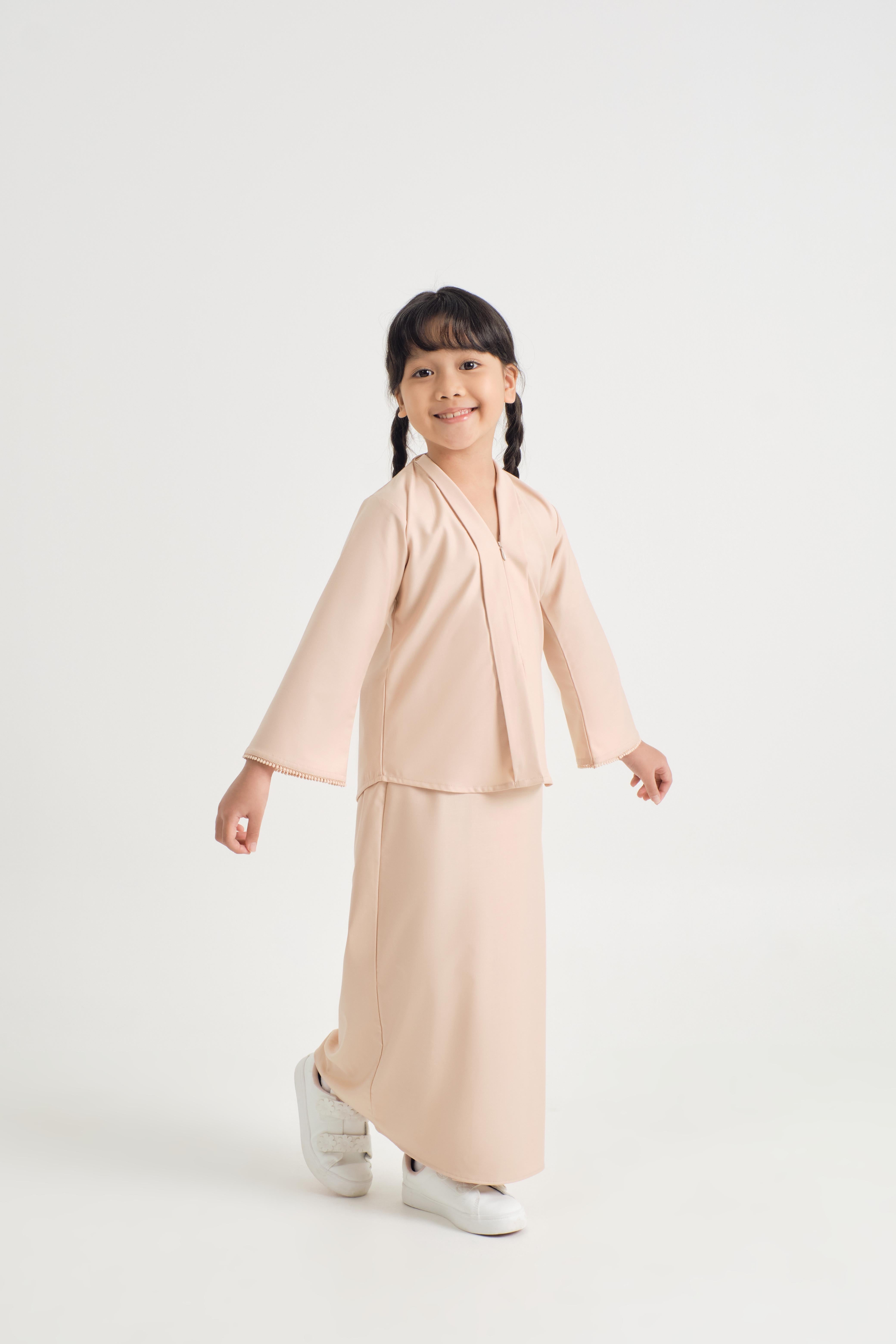 Patawali Girl Kebaya - Soft Peach