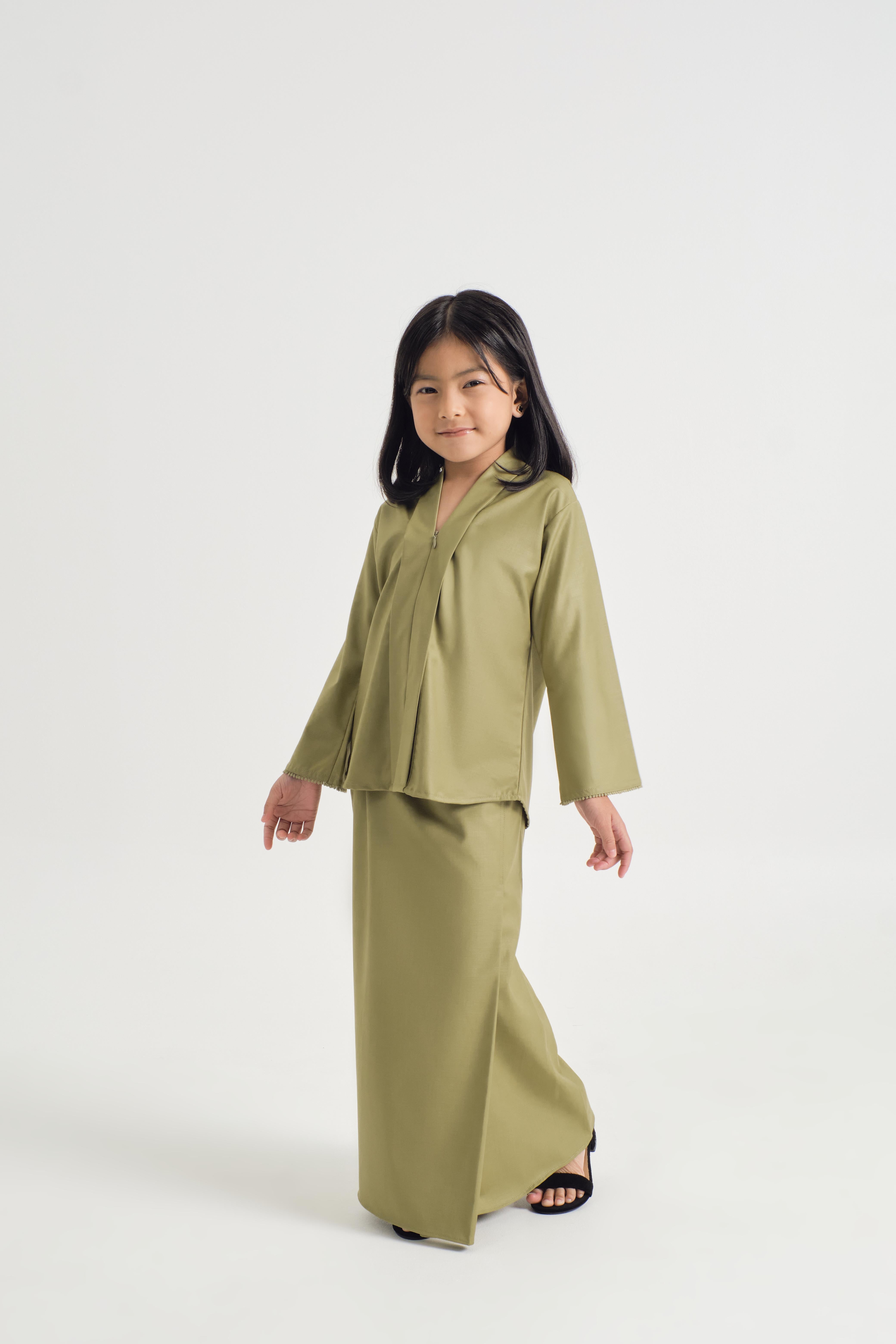 Patawali Girl Kebaya - Moss Green