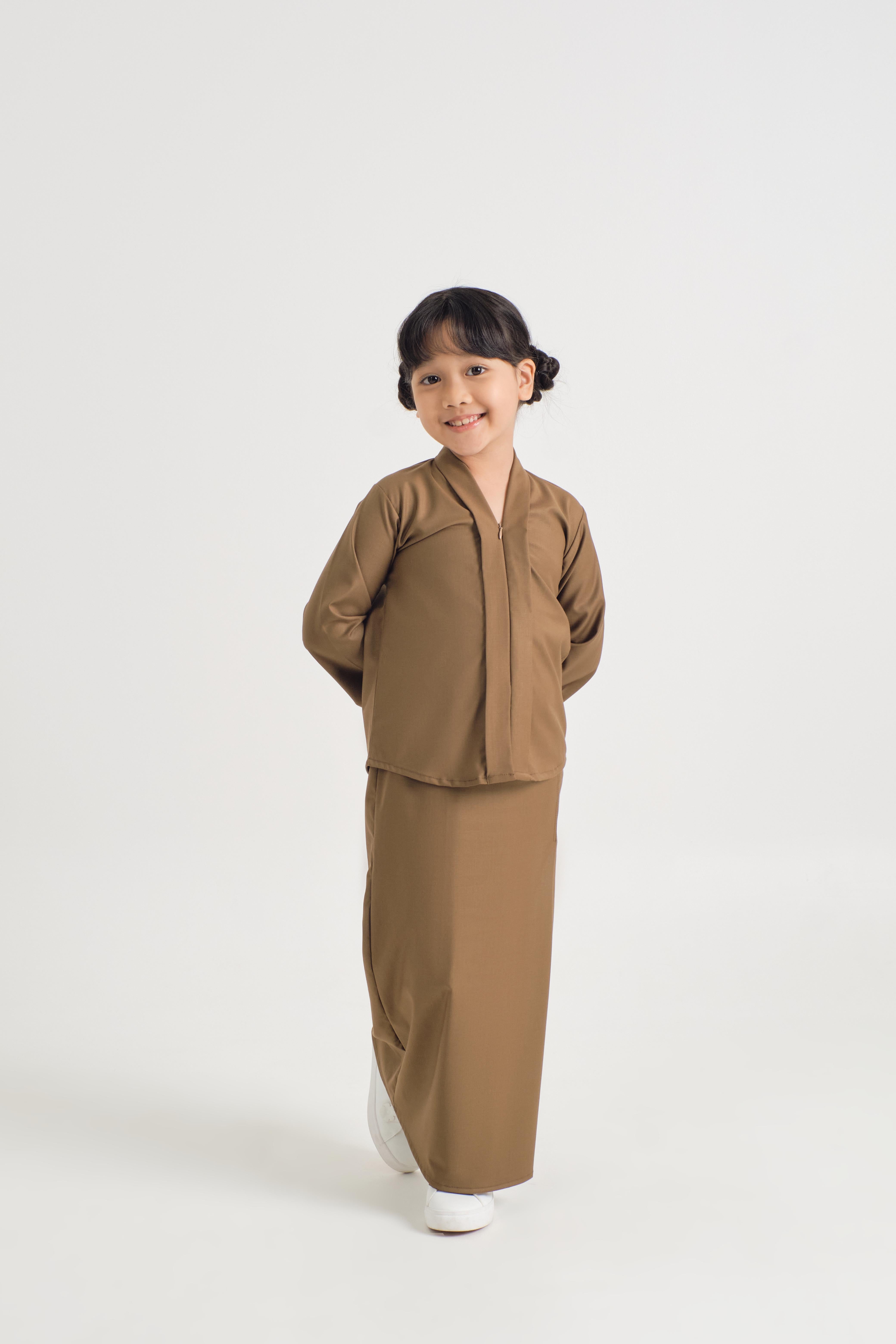 Patawali Girl Kebaya - Walnut