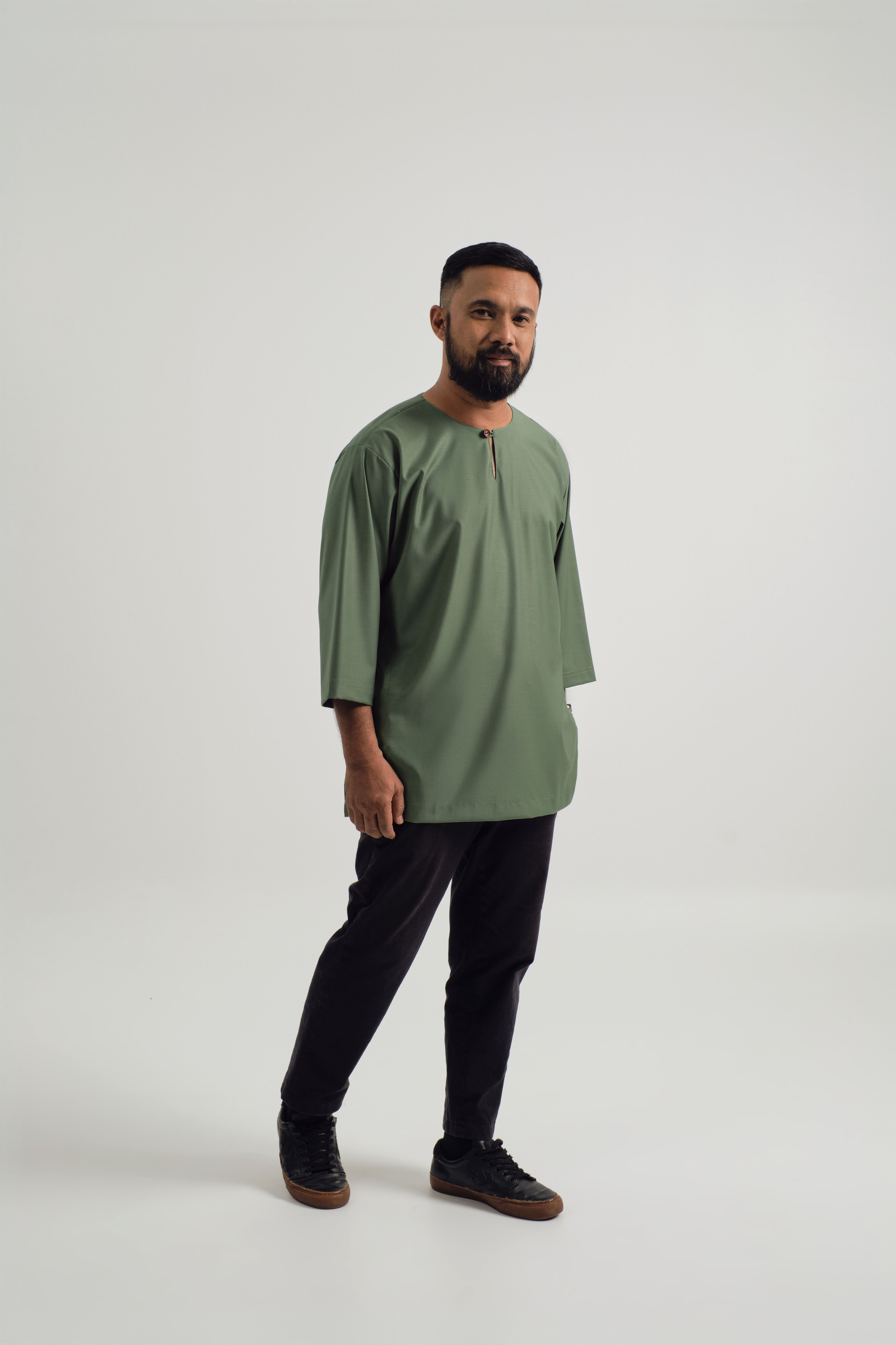 Patawali Three Quarter Sleeve Top - Pickle Green