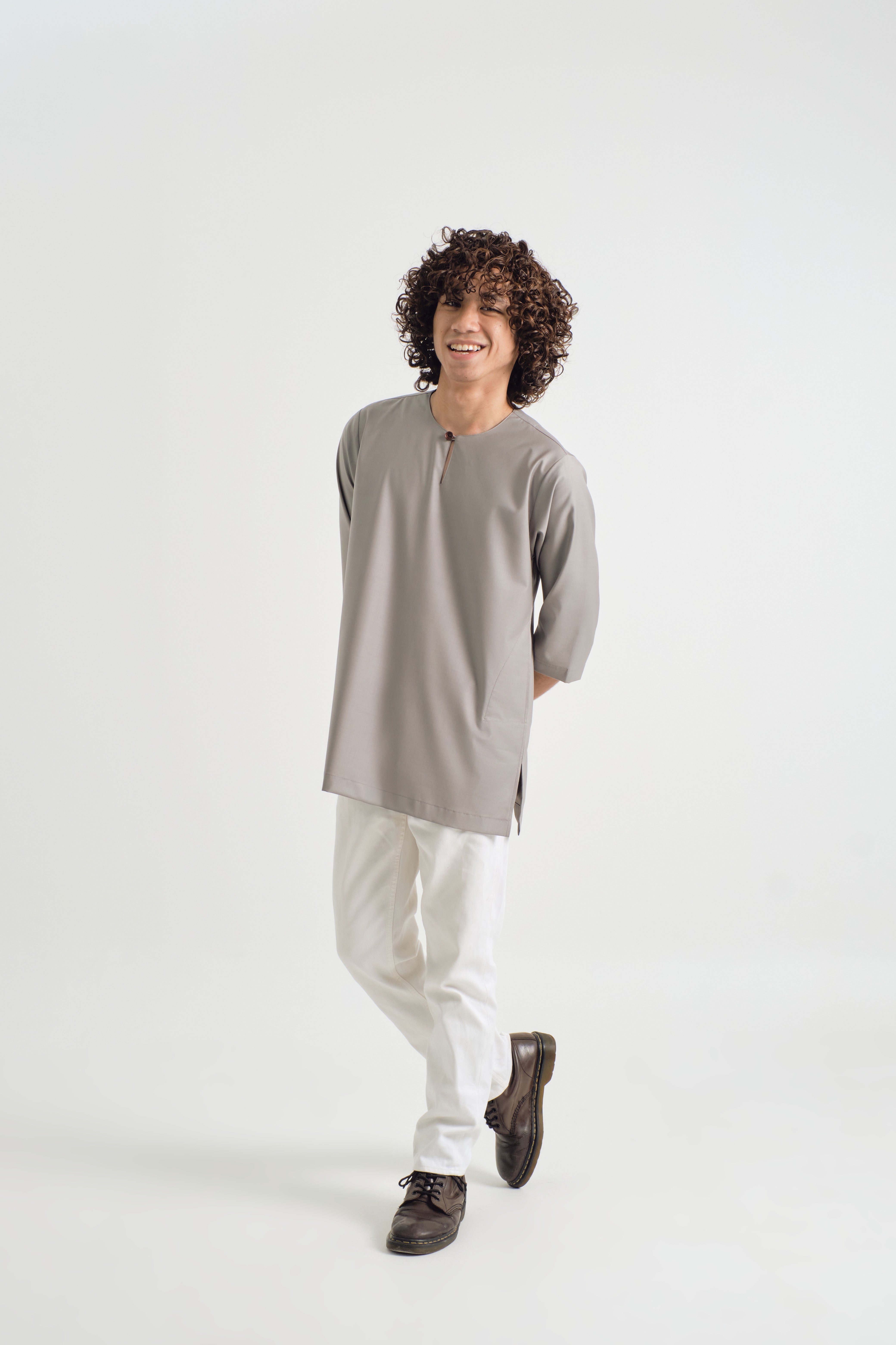 Patawali Three Quarter Sleeve Top - Muted Grey