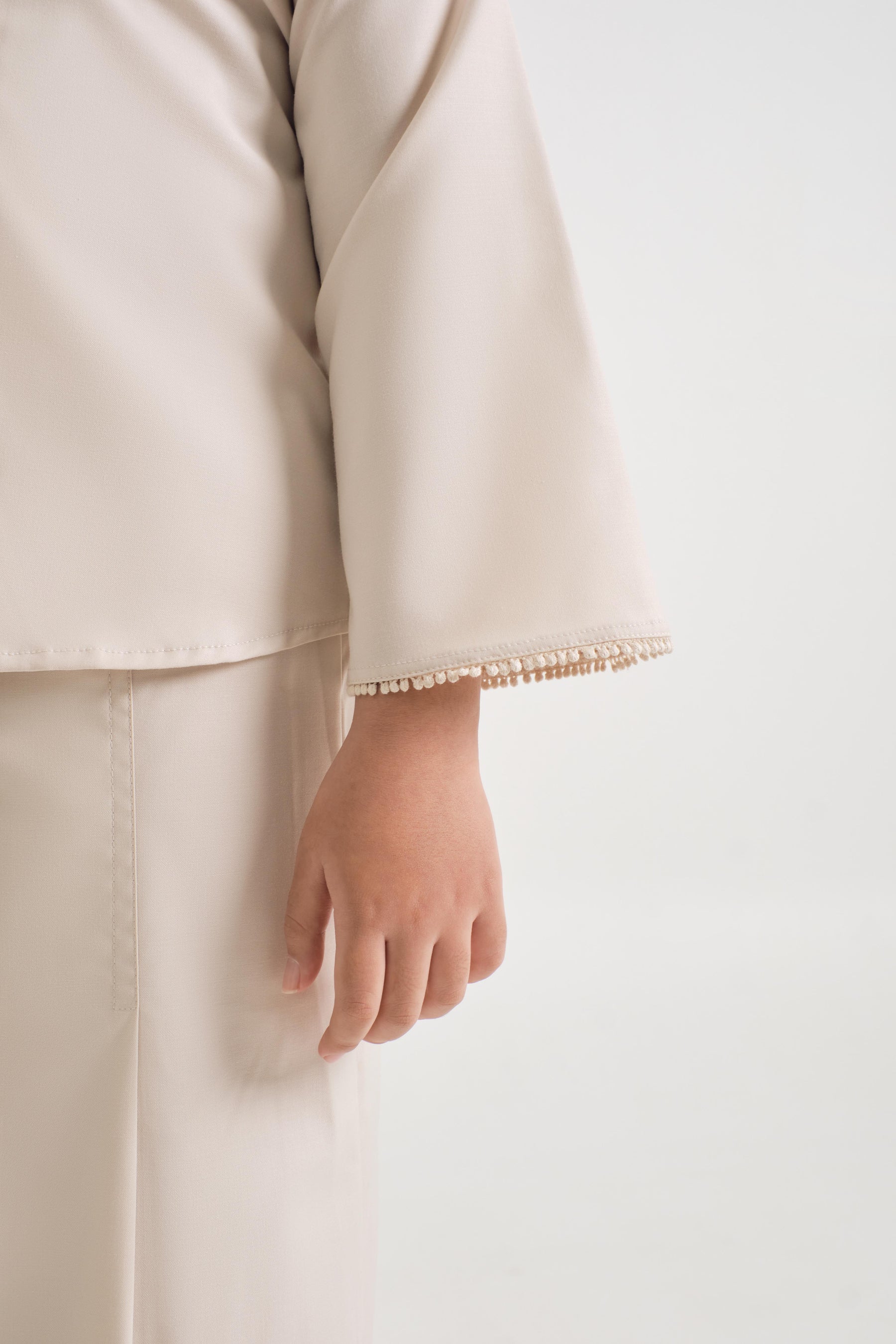 Patawali Girl Kebaya - Ecru Beige