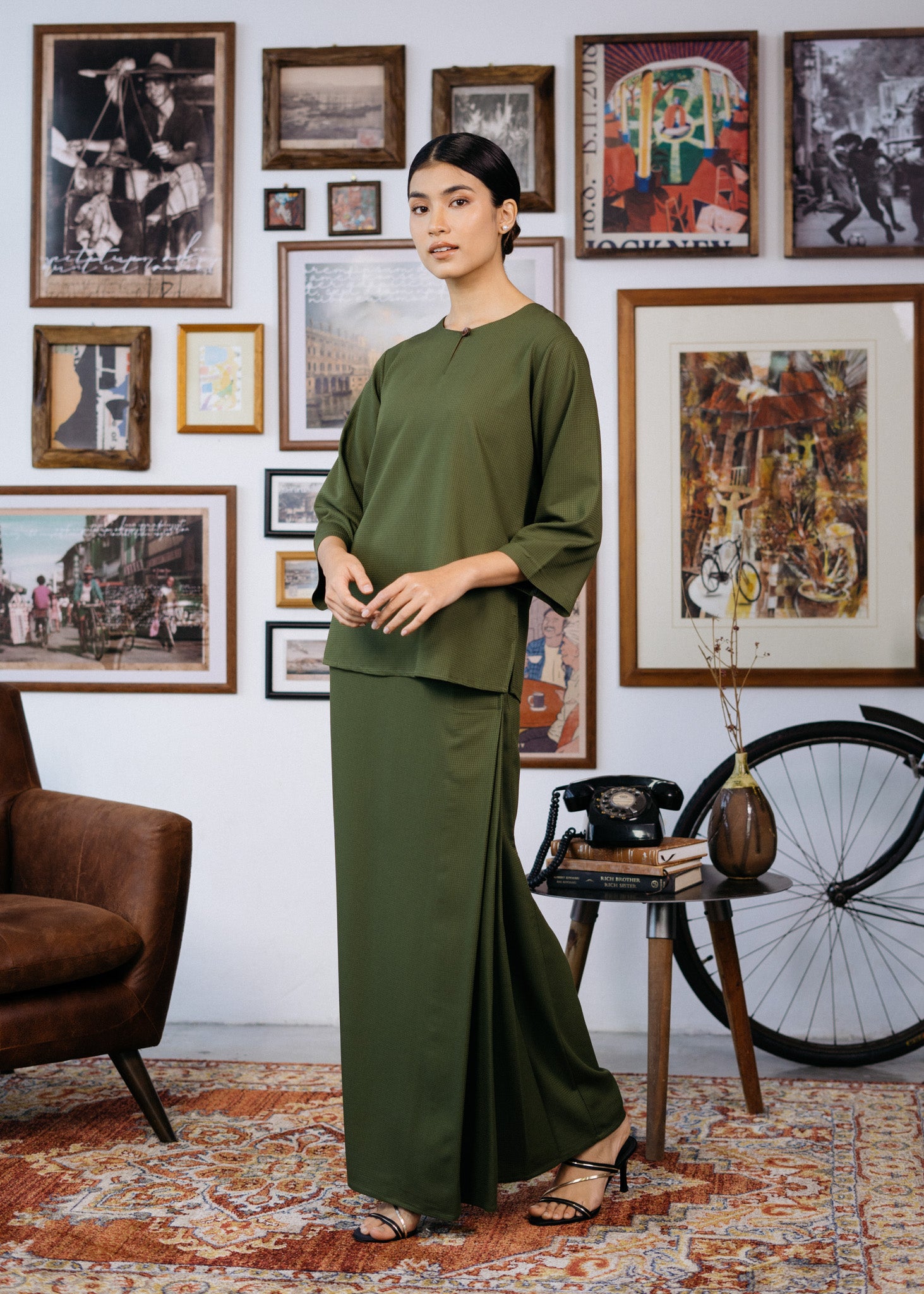 Nadim Women Baju Kurung - Pine Green