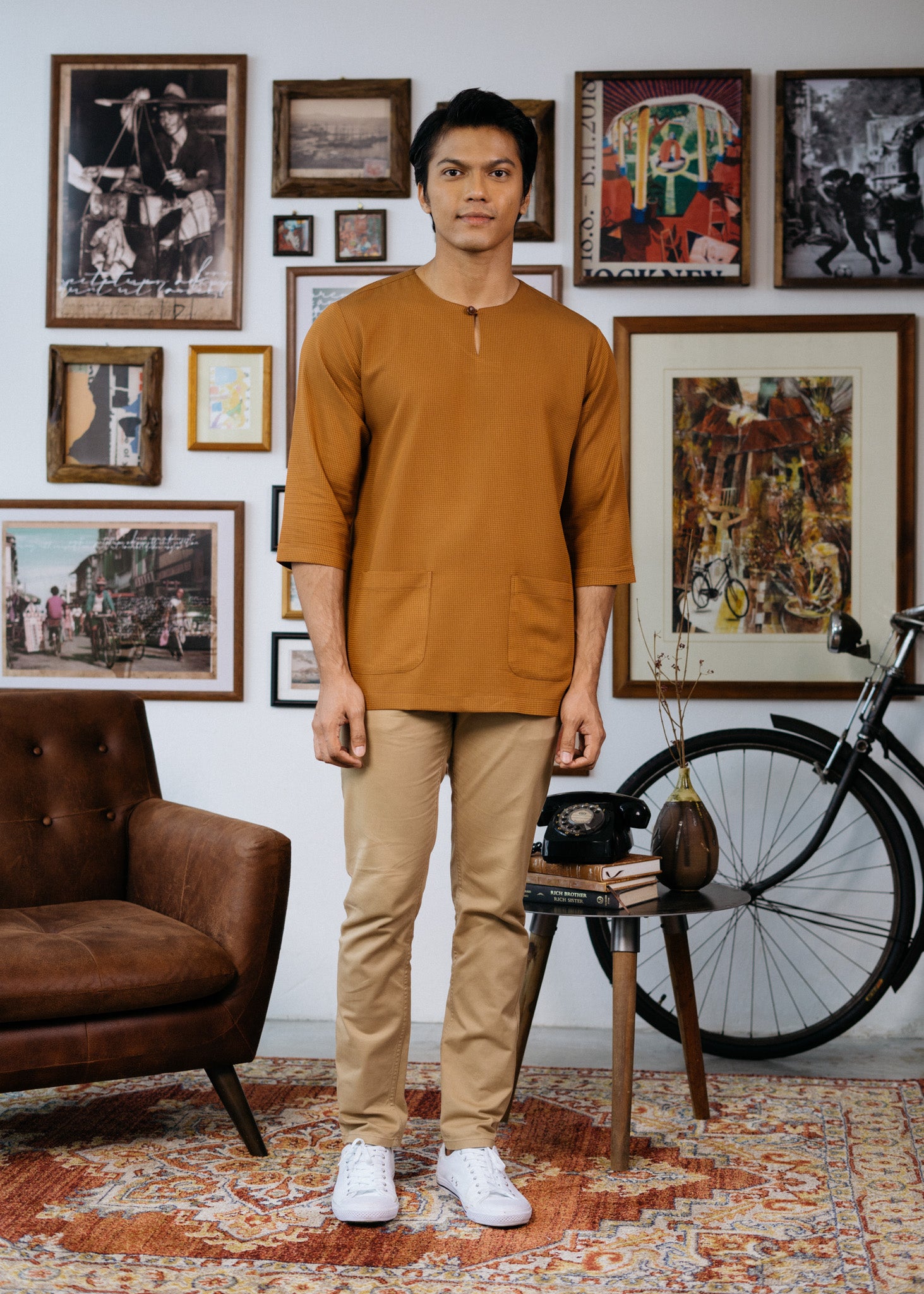 Nadim Men Top - Caramel Gold